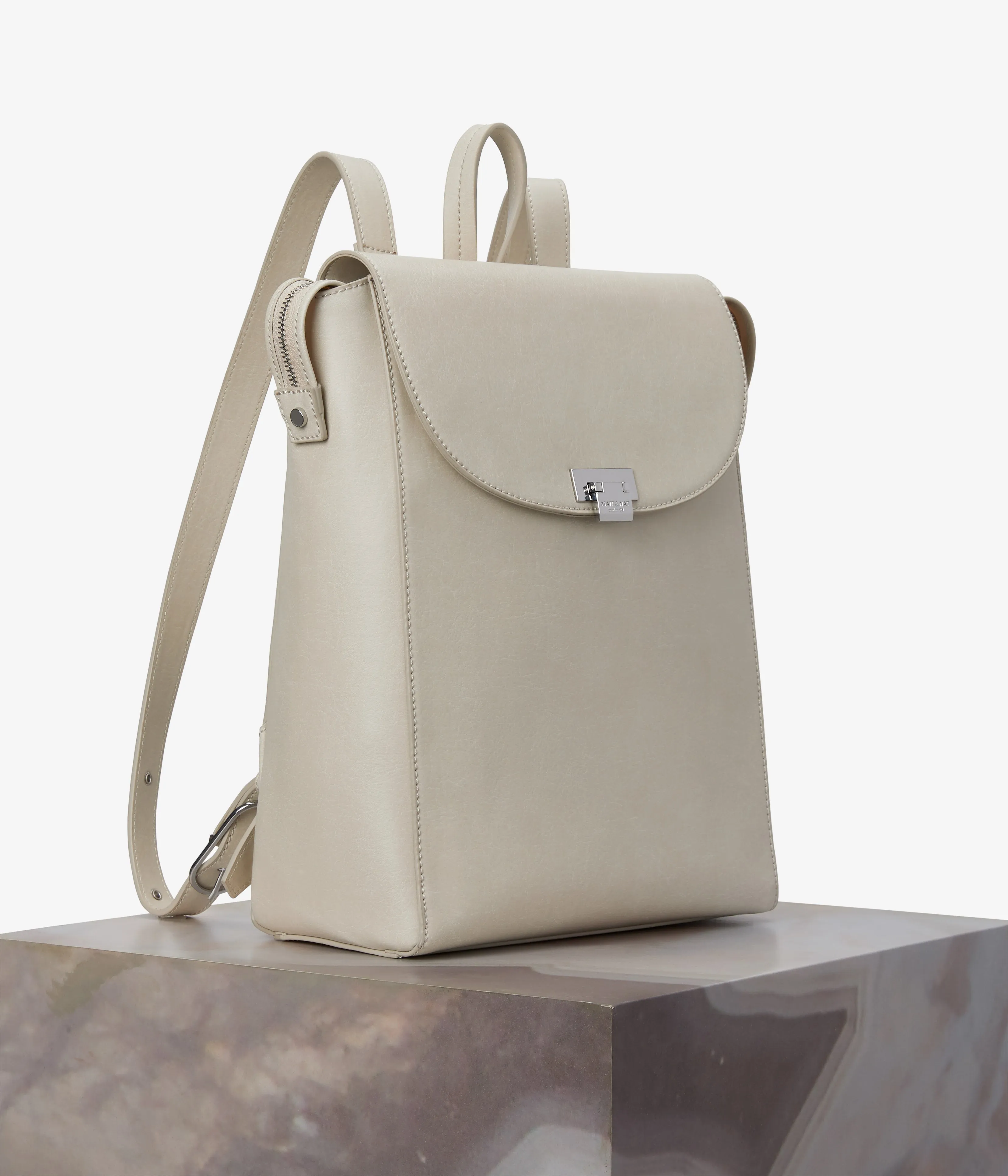 IDZEL Vegan Flap Over Backpack - Vintage