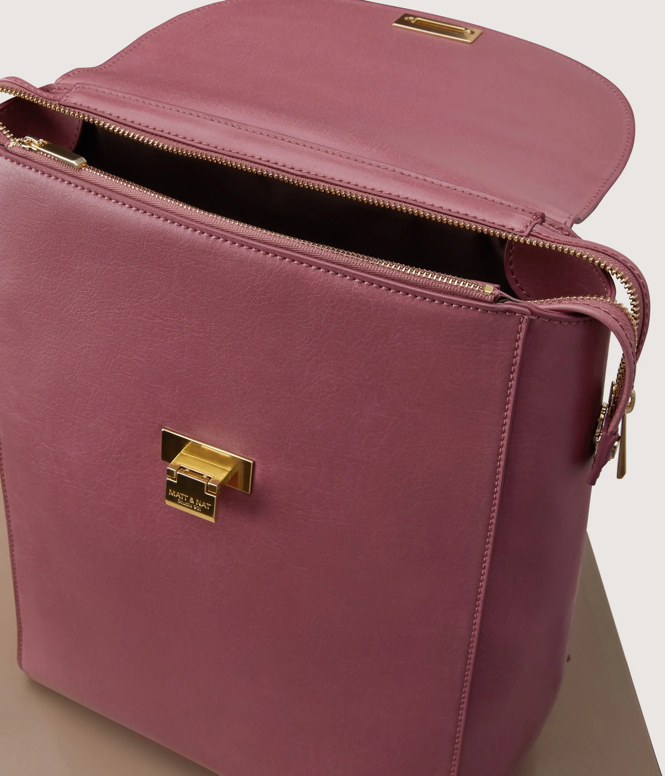 IDZEL Vegan Flap Over Backpack - Vintage