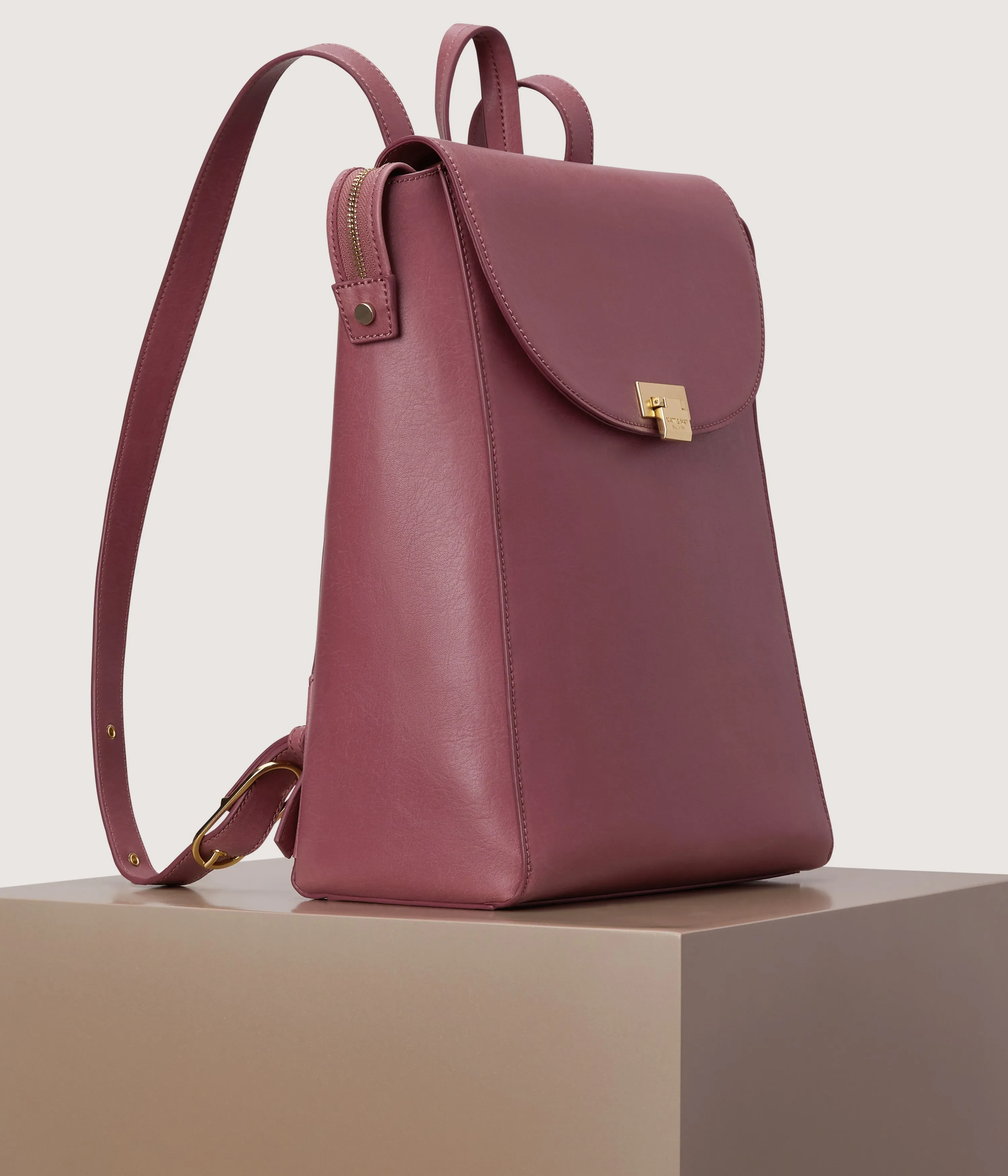 IDZEL Vegan Flap Over Backpack - Vintage