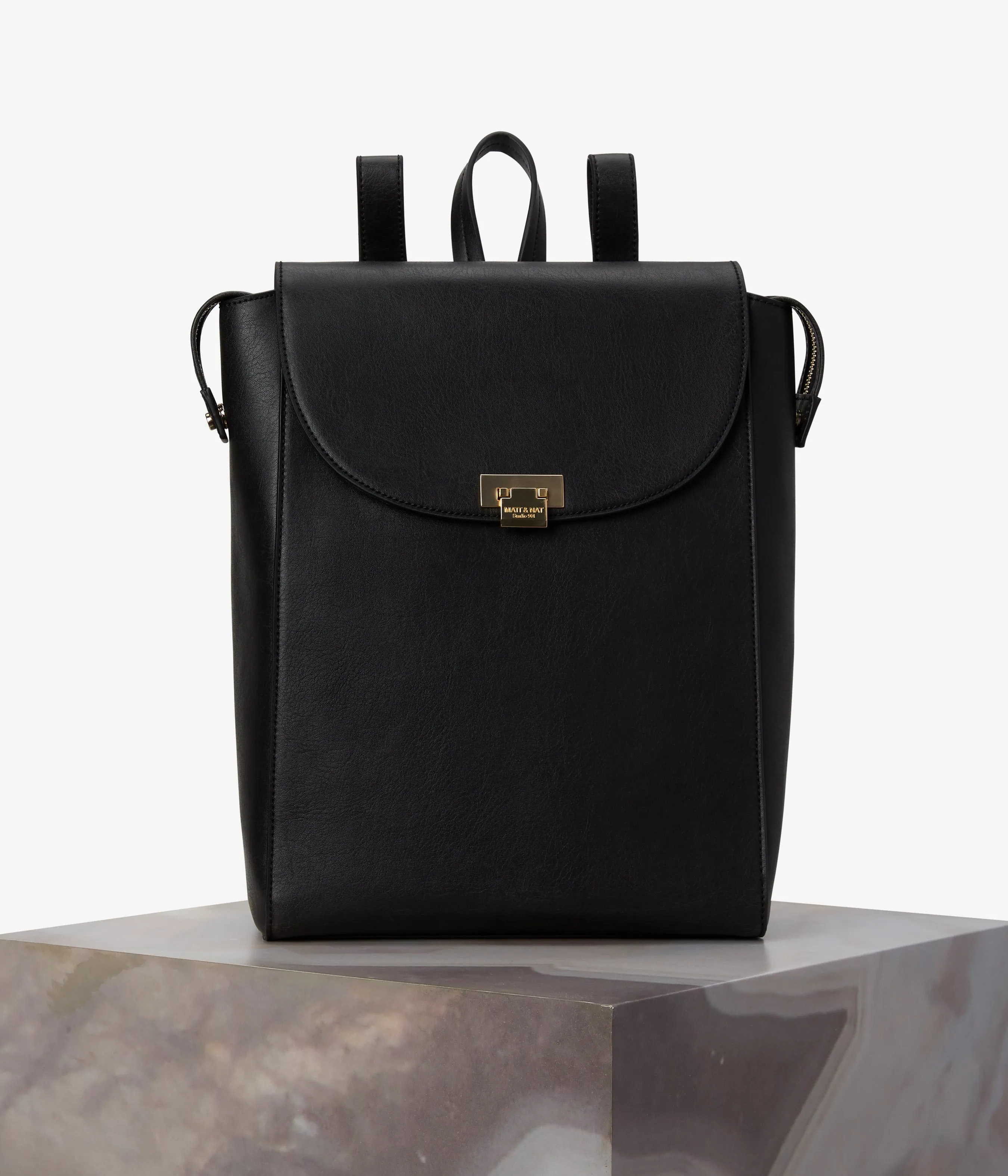 IDZEL Vegan Flap Over Backpack - Vintage