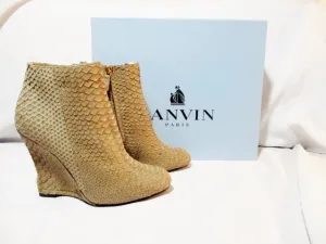 NEW NWT LANVIN PARIS SNAKESKIN PYTHON Leather Bootie 37 / 6.5 BEIGE Wedge Womens Slip-on