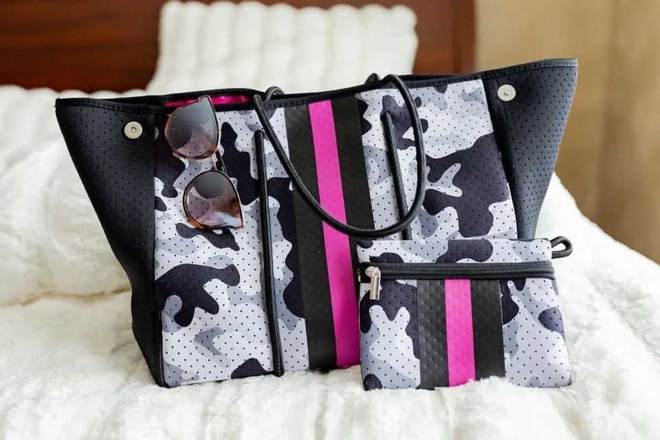 Pink Camo Stripe Neoprene Bag